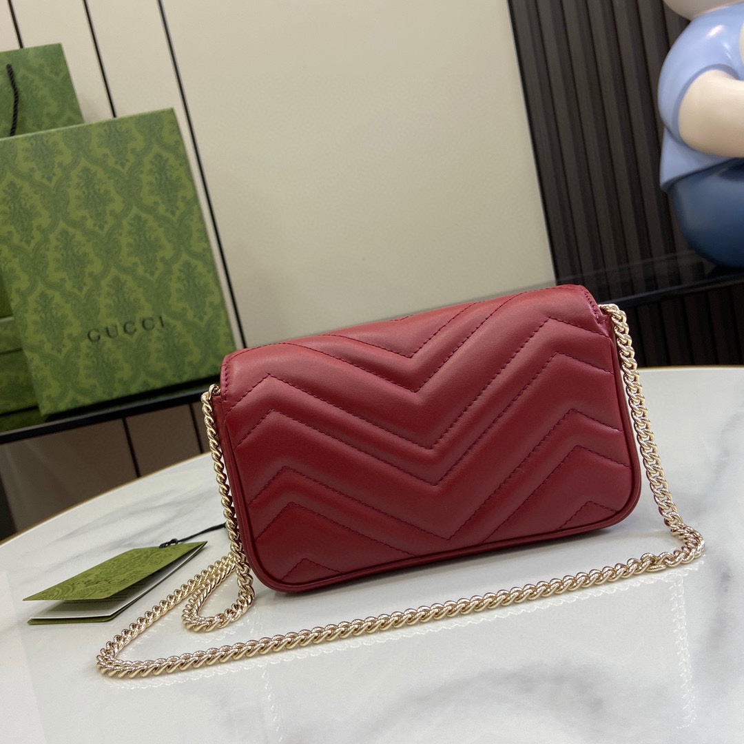 Gucci GG Marmont Super Mini Bag - DopestKickz