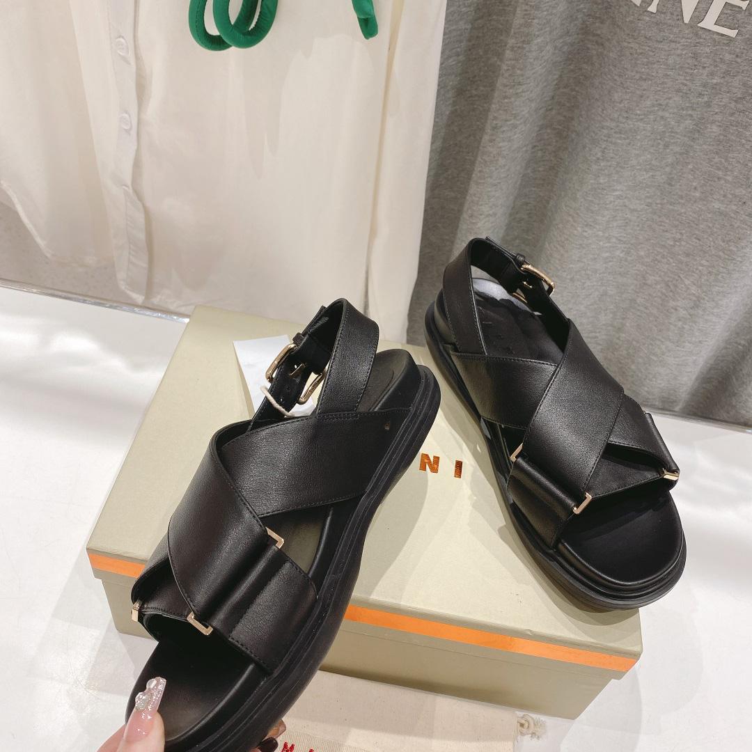 Marni Black Leather Fussbett - DopestKickz