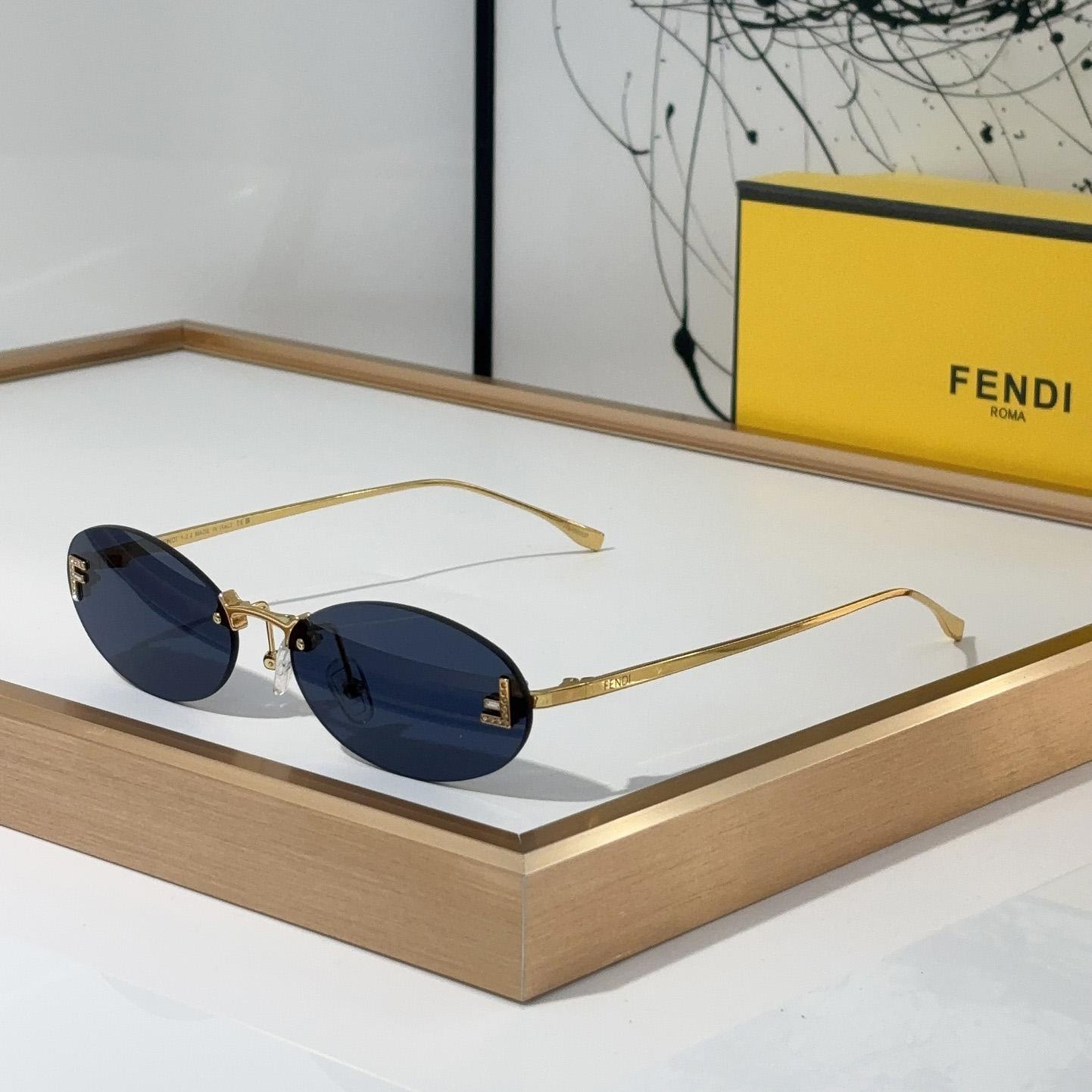 Fendi FE4075US Sunglasses - DopestKickz