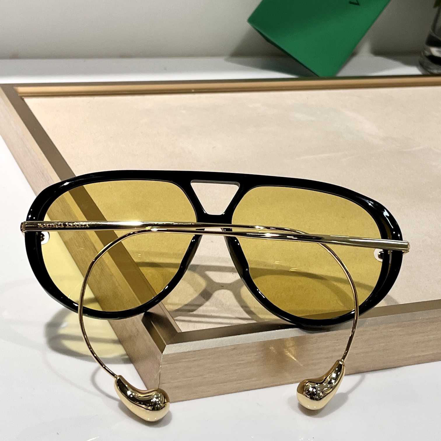 Bottega Veneta Drop Aviator Sunglasses    - DopestKickz