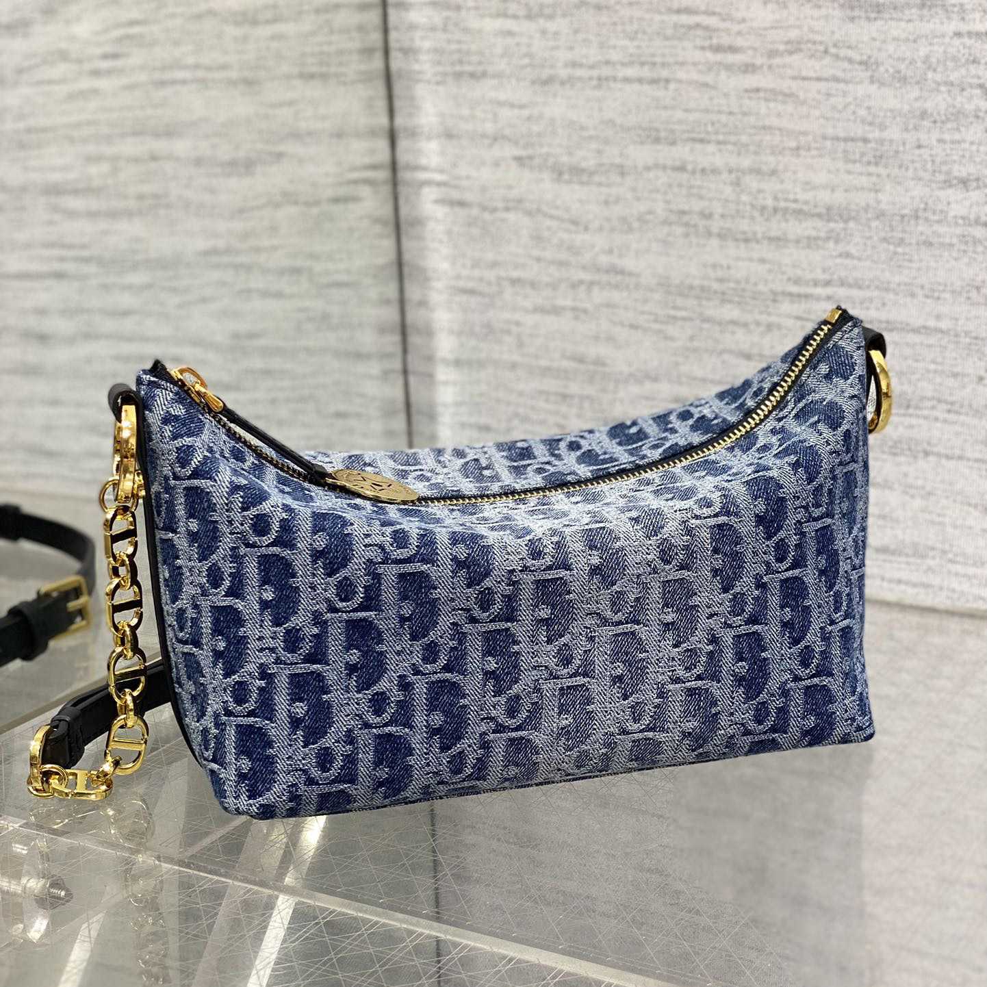 Dior Diorstar Hobo Bag With Chain - DopestKickz