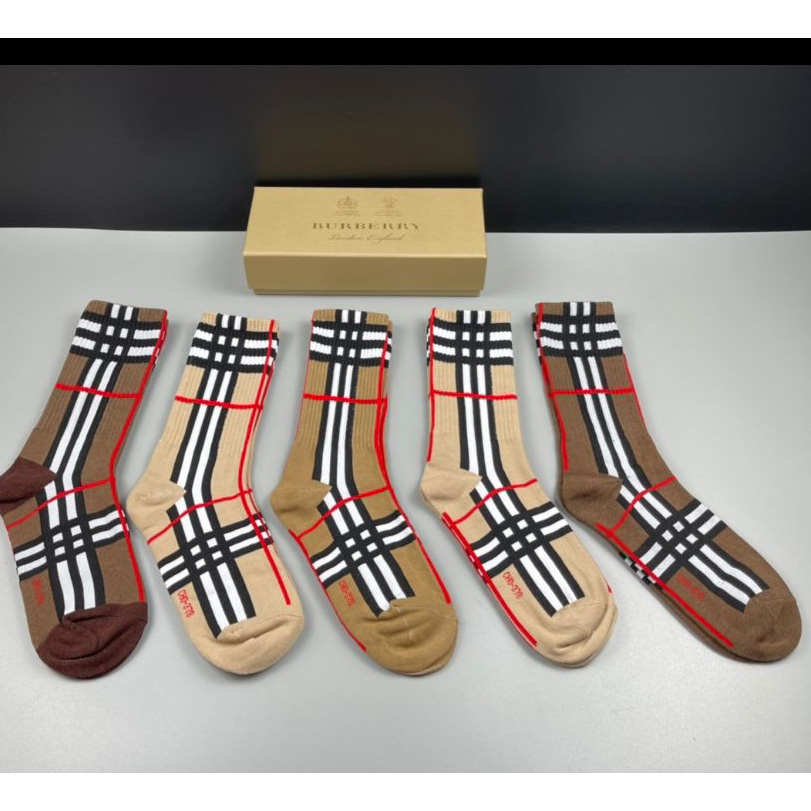 Burberry Socks/Box - DopestKickz