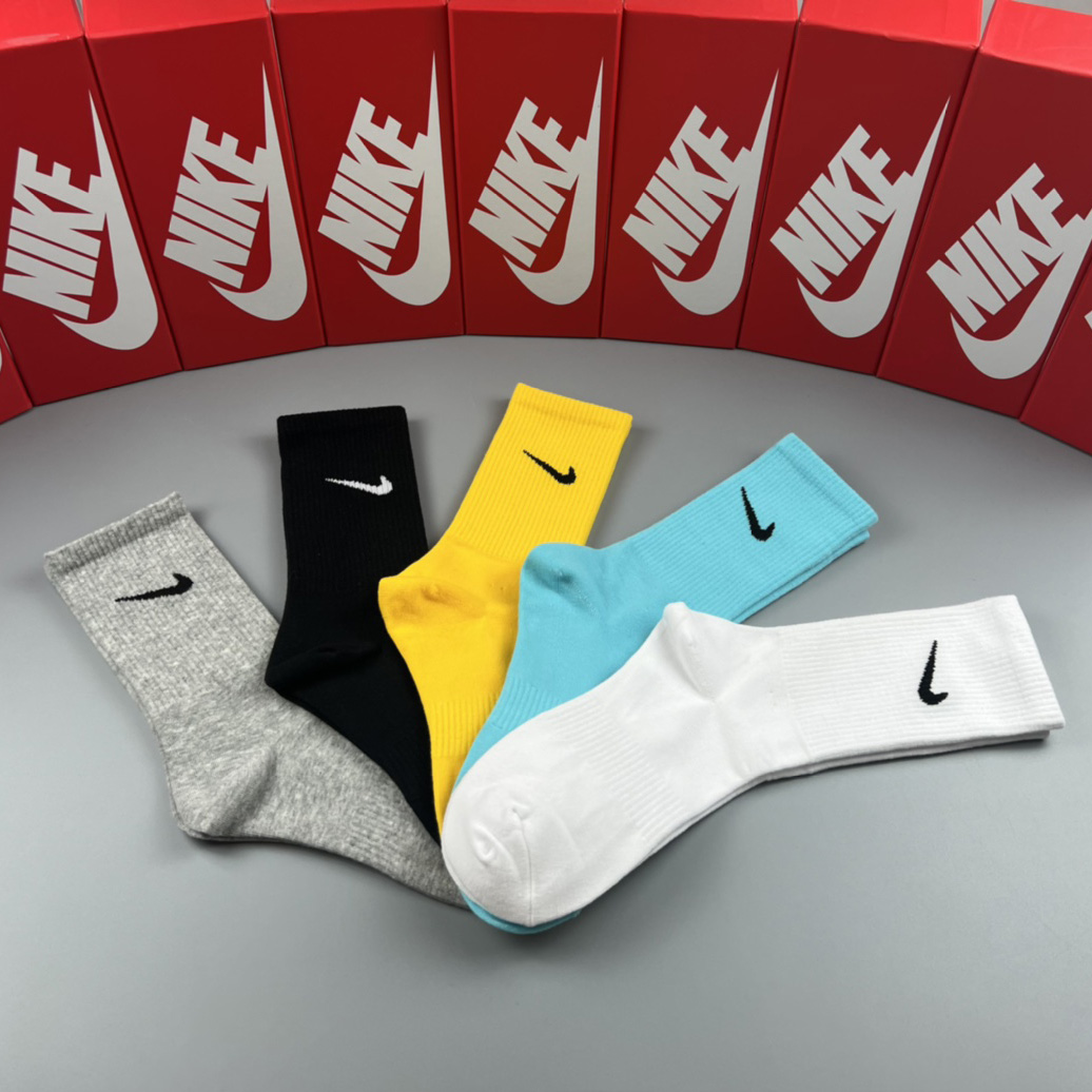 Nike Socks /Box - DopestKickz