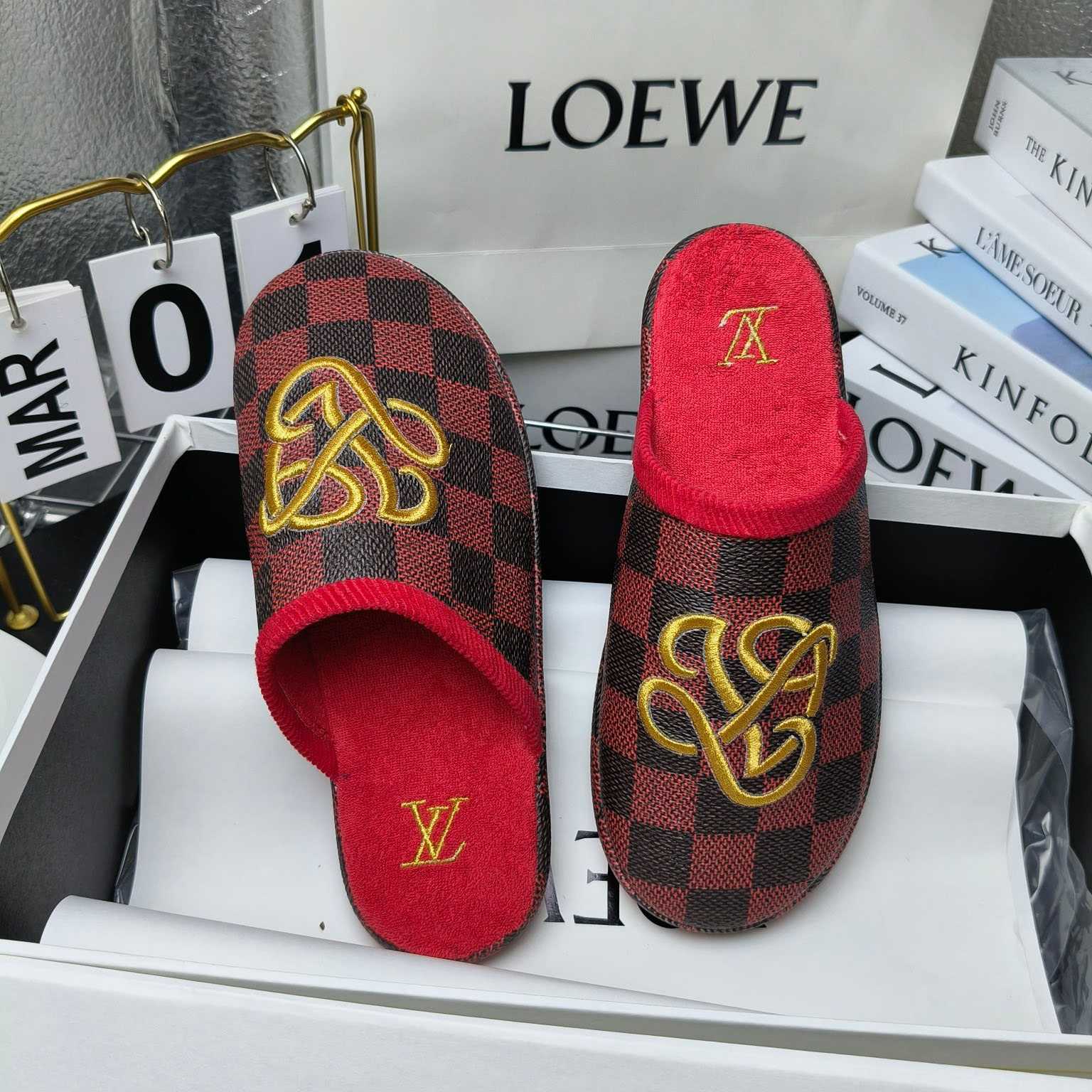 Louis Vuitton LV Palace Slipper   1ACNJ7 - DopestKickz