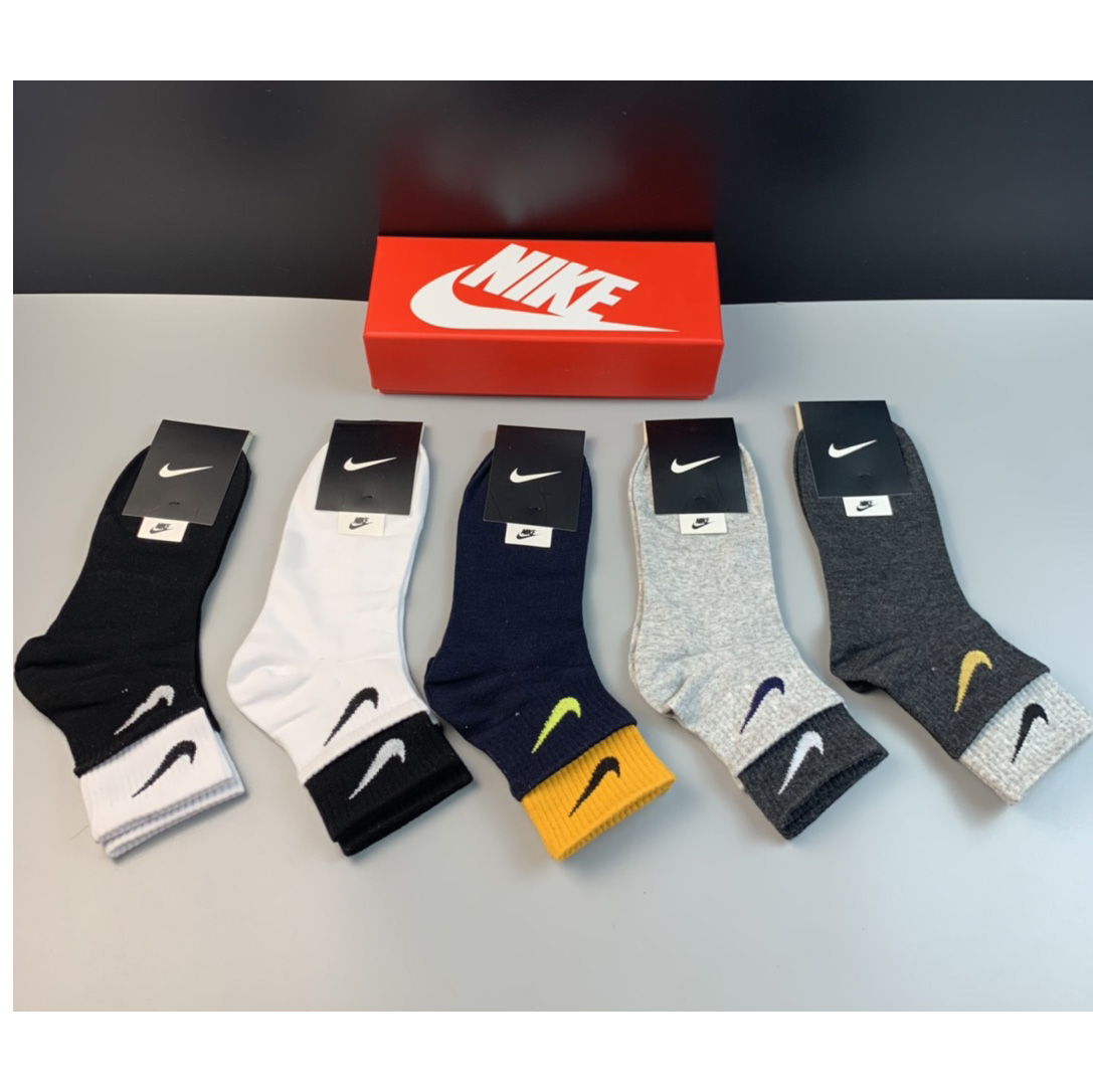 Nike Socks /Box - DopestKickz