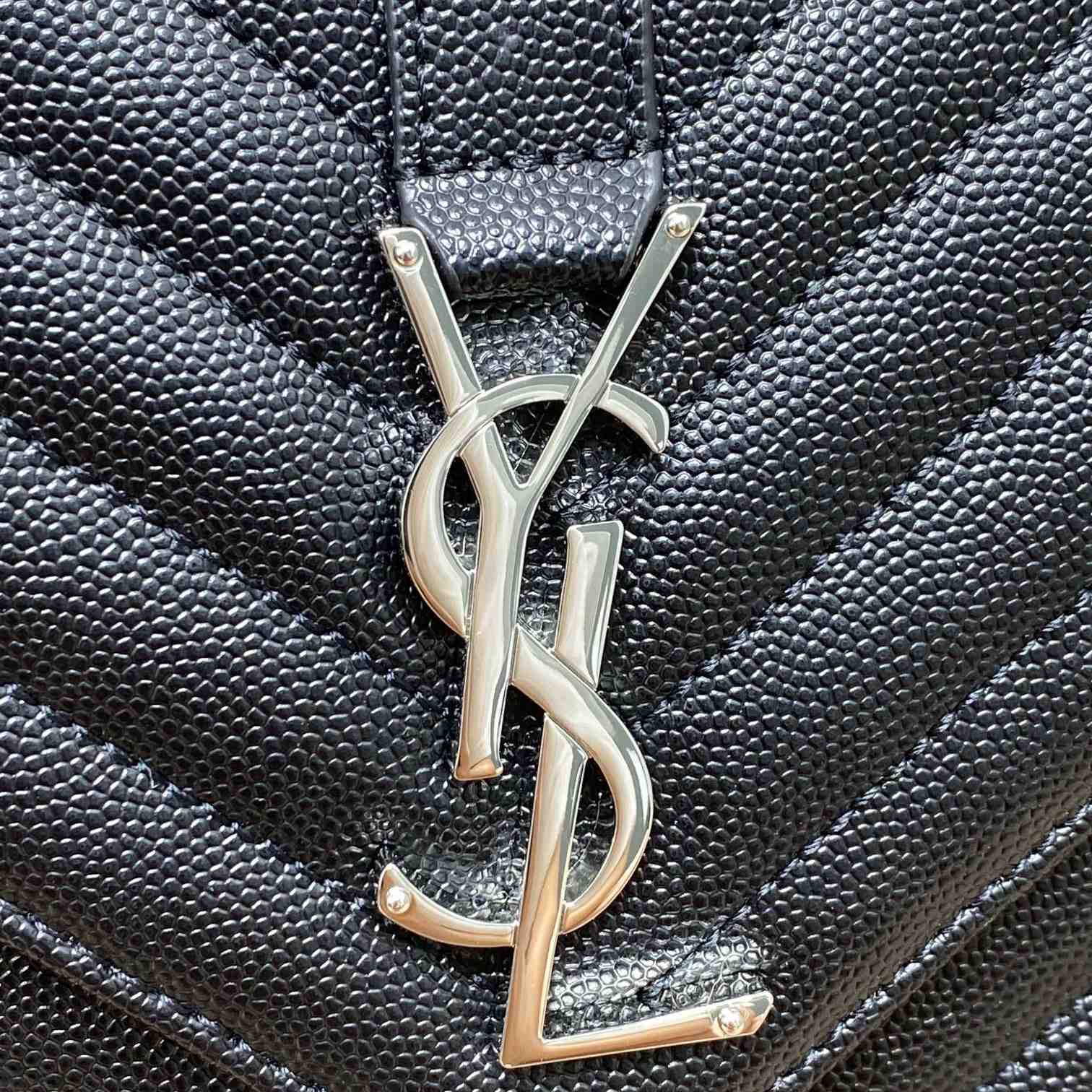 Saint Laurent Leather Shoulder Bag (31x21x7cm) - DopestKickz