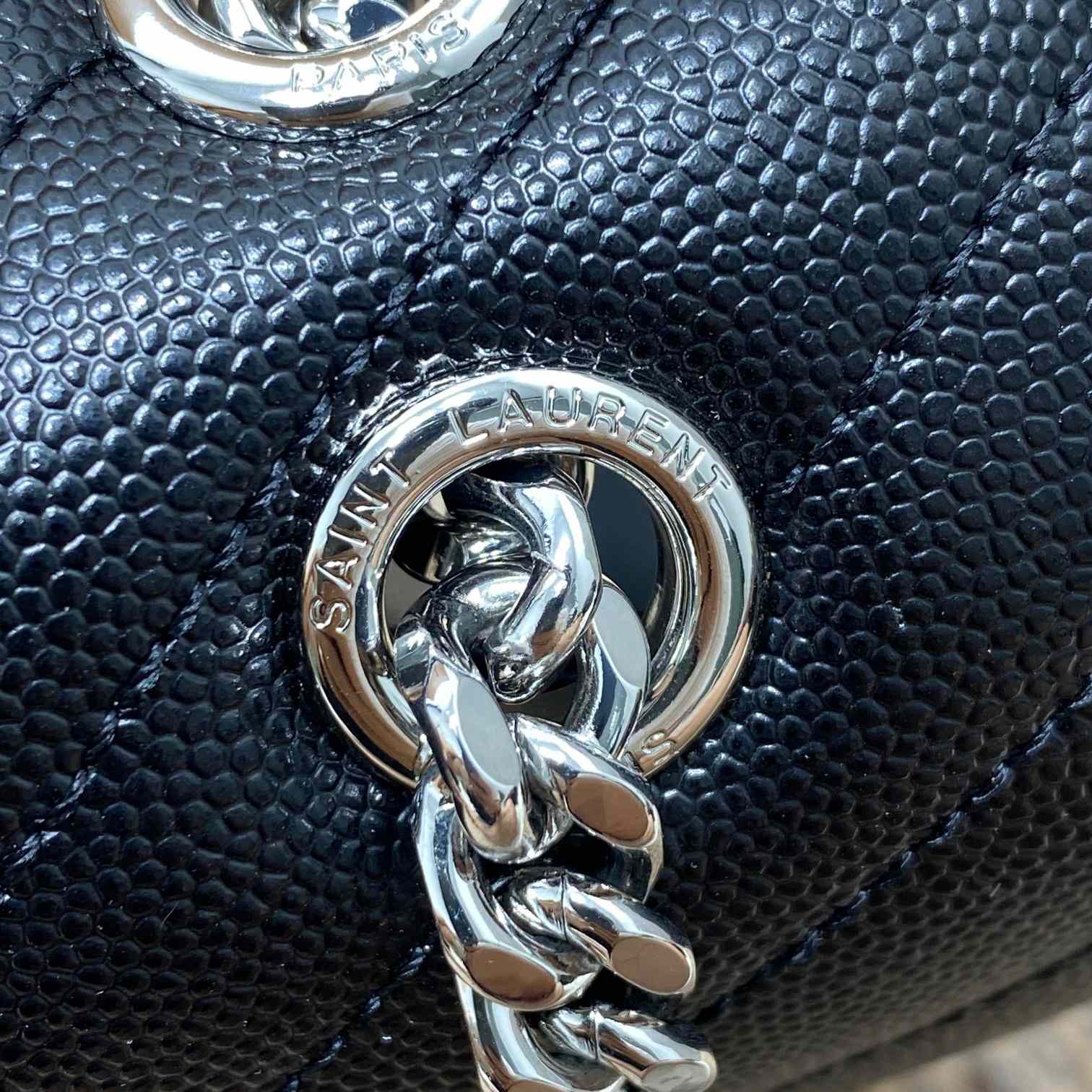Saint Laurent Leather Shoulder Bag (31x21x7cm) - DopestKickz