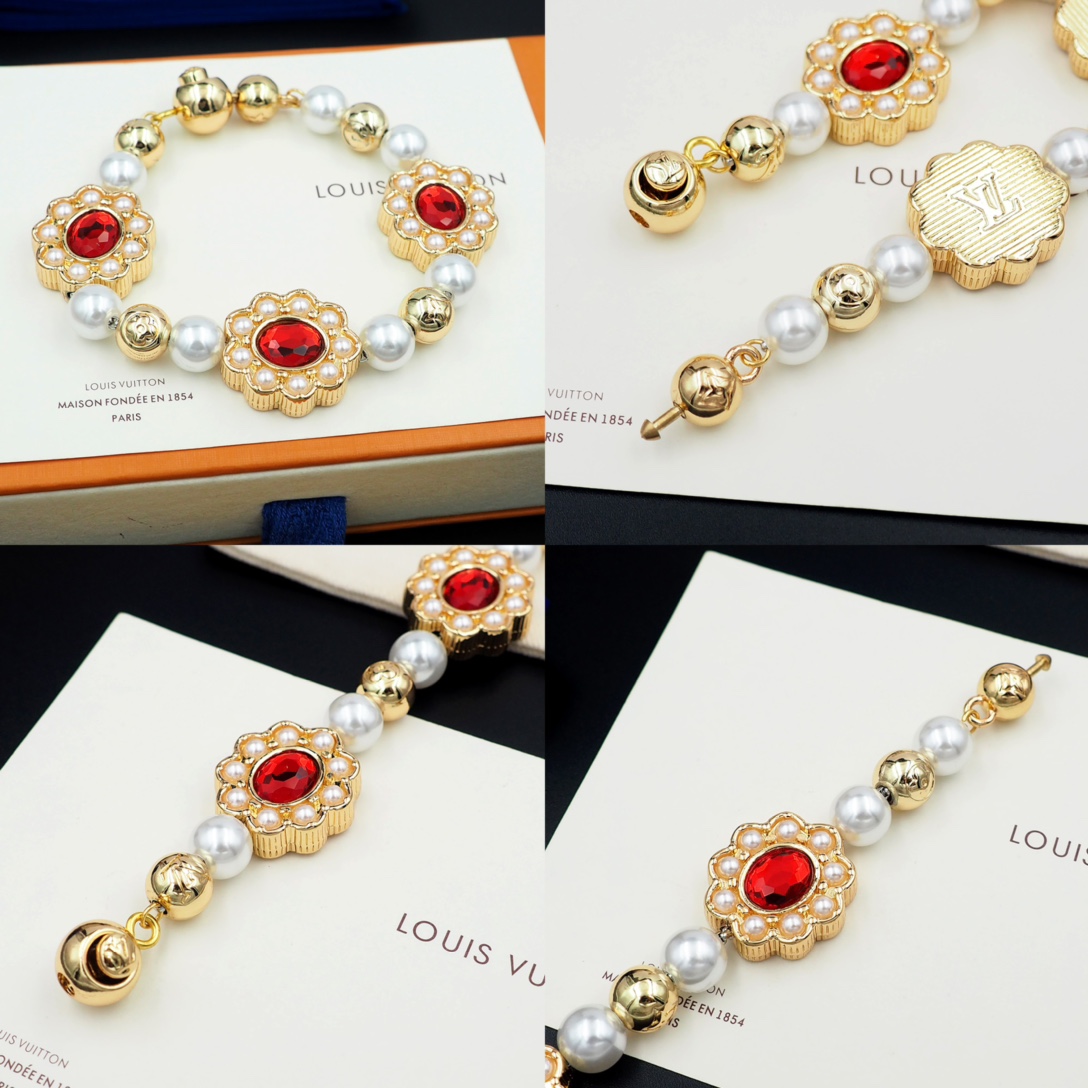 Louis Vuitton LV Dynasty Flower Bracelet - DopestKickz