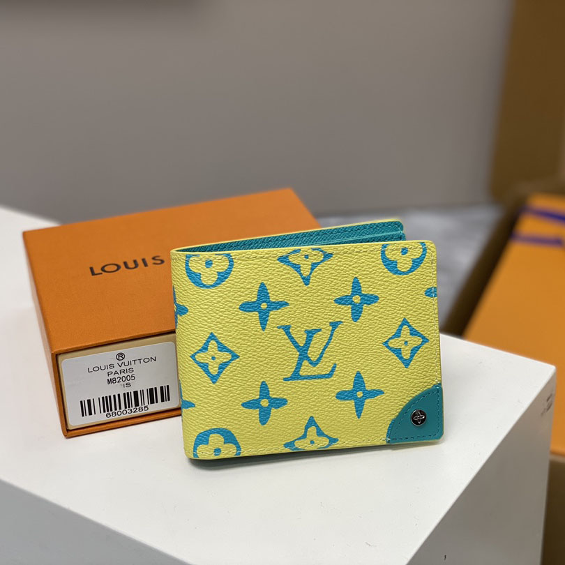 Louis Vuitton Monogram Wallet     M82005 - DopestKickz