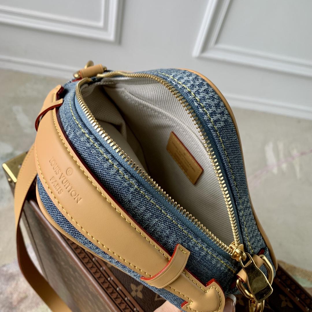 Louis Vuitton Chess Messenger   N40706 - DopestKickz
