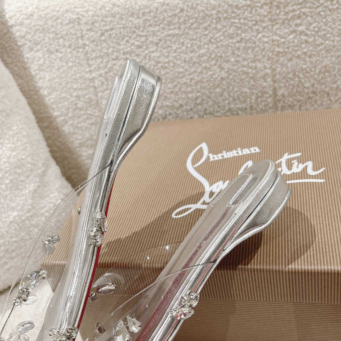 Christian Louboutin Degraqueenie Mule - DopestKickz