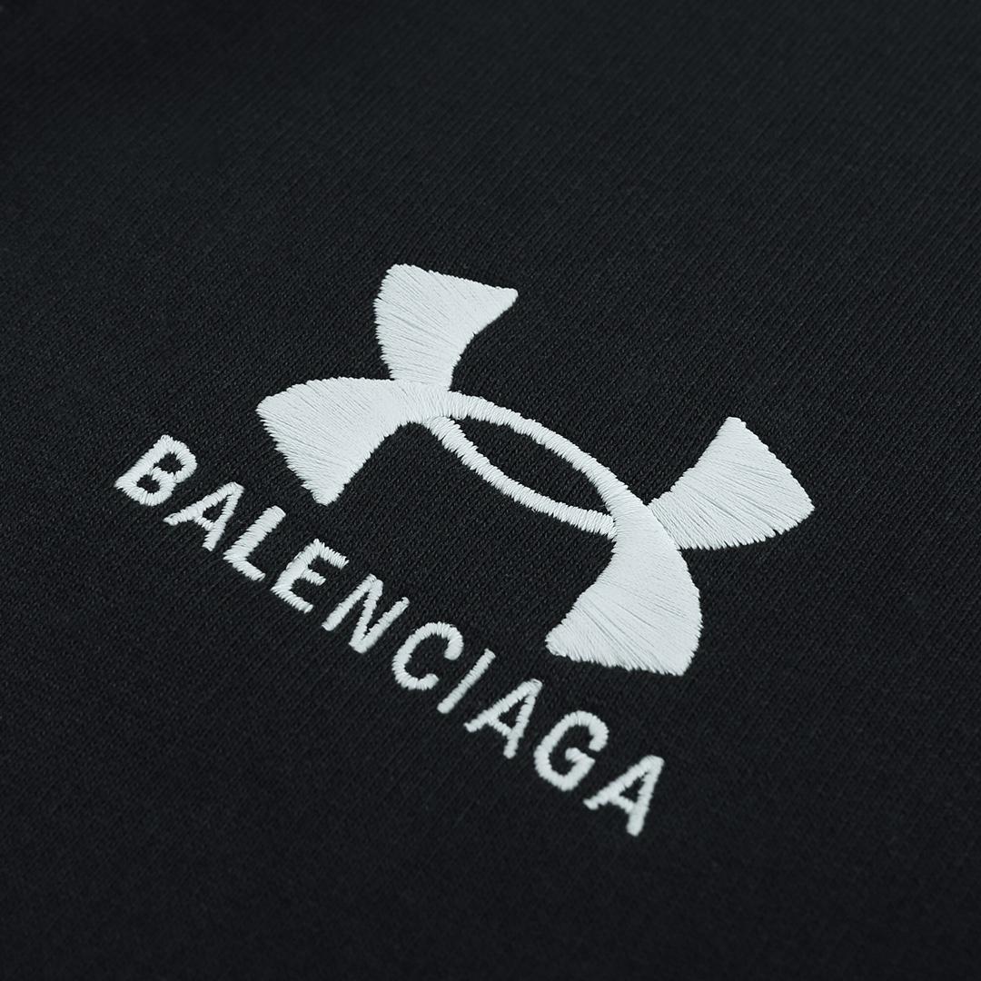 Balenciaga x Under Armour Zip-Up Hoodie Regular Fit - DopestKickz
