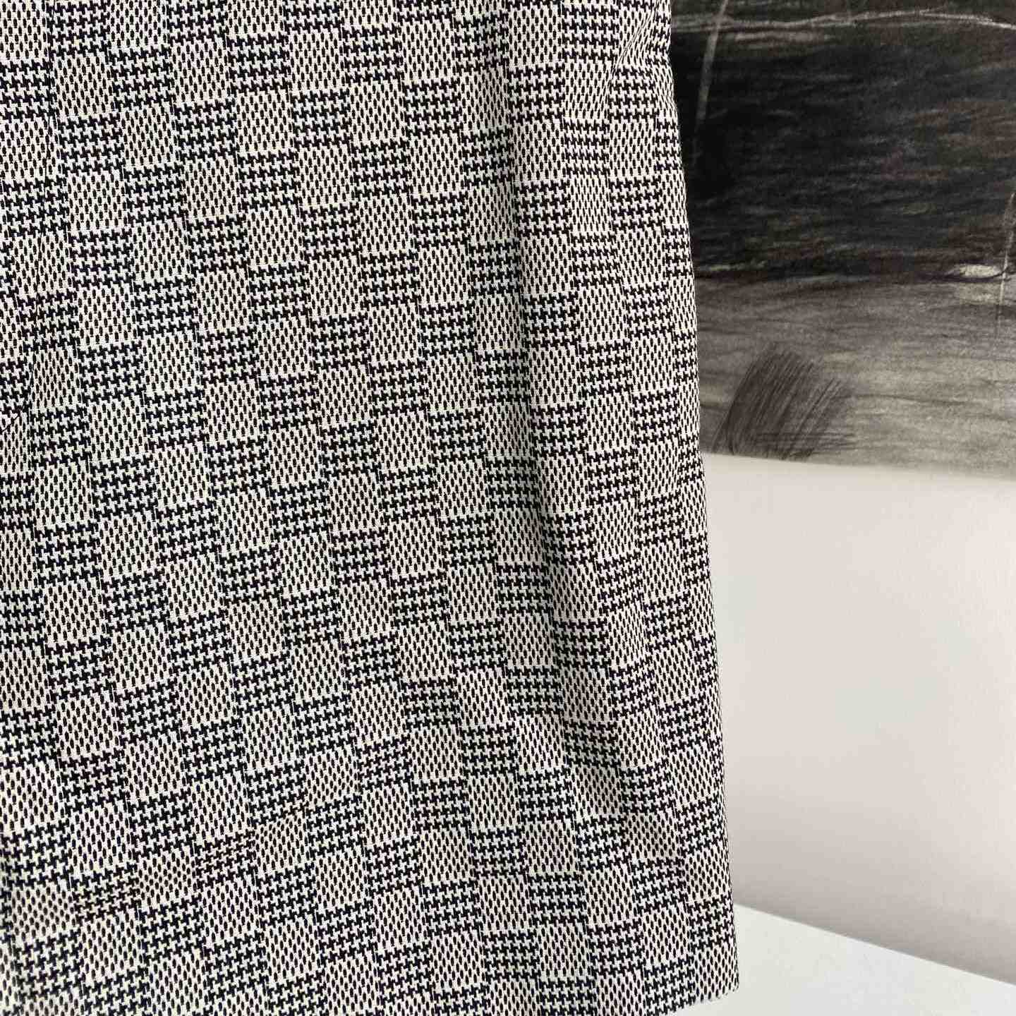 Louis Vuitton Damier Hounds Tooth Slim Wool Shorts - DopestKickz