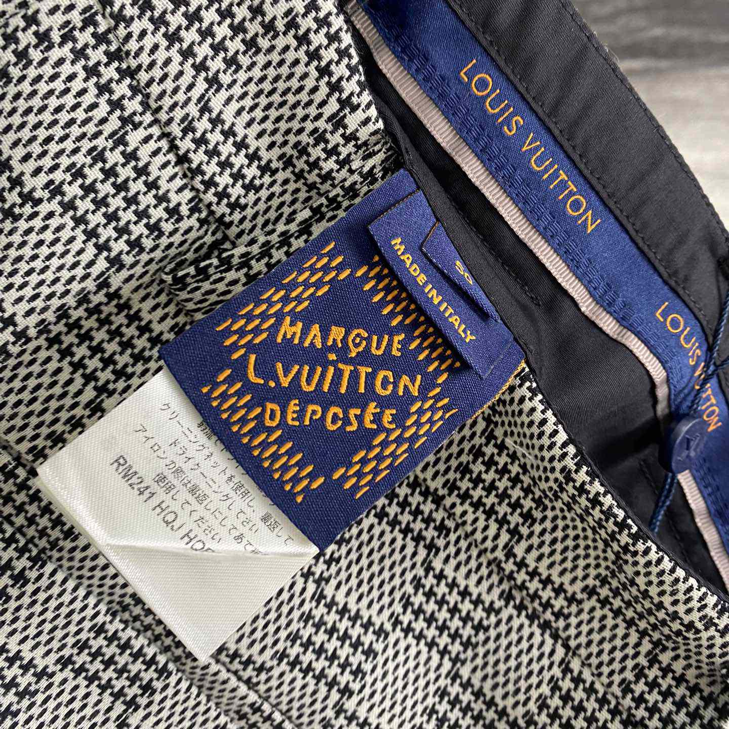 Louis Vuitton Damier Hounds Tooth Slim Wool Shorts - DopestKickz