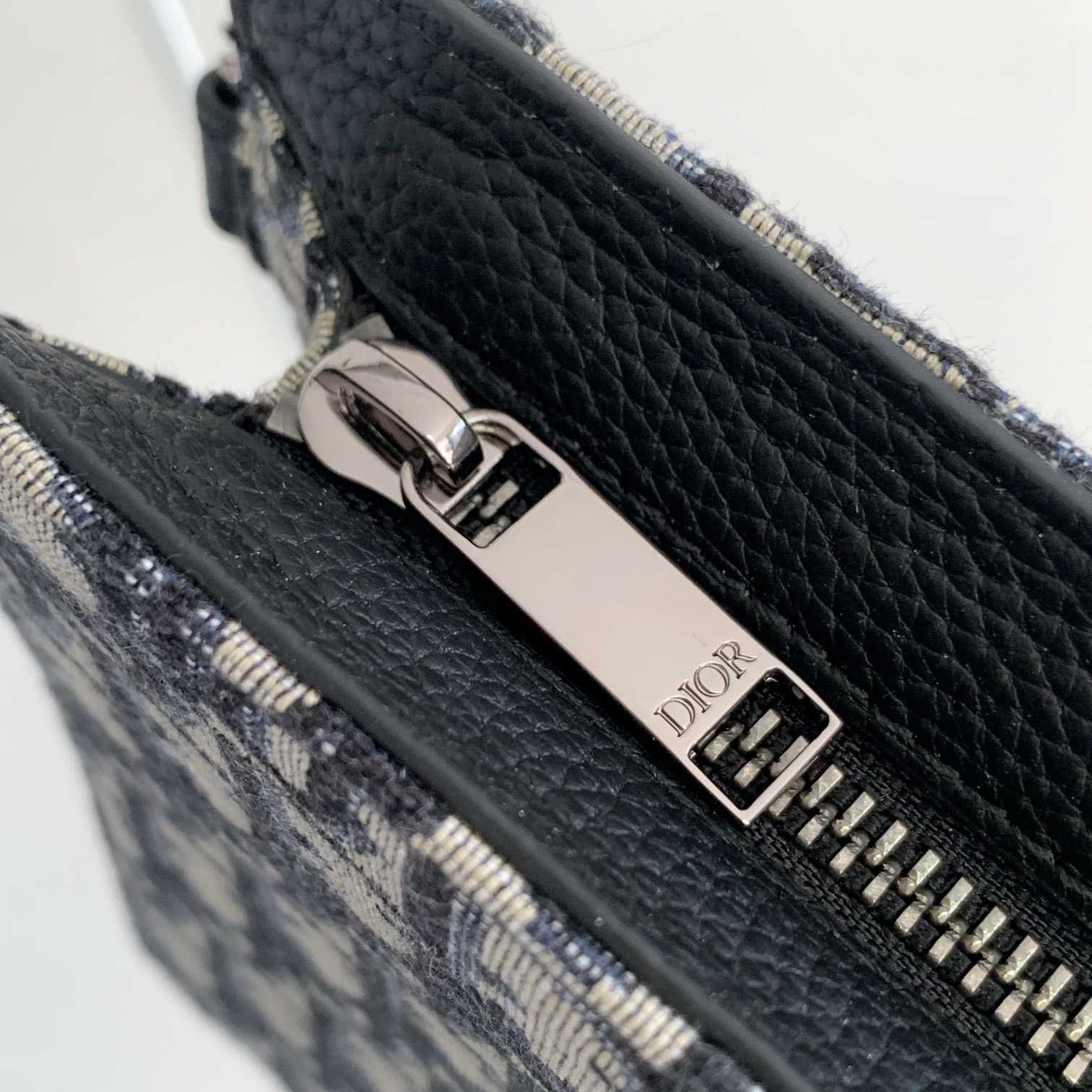 Dior A5 Triangle Pouch - DopestKickz