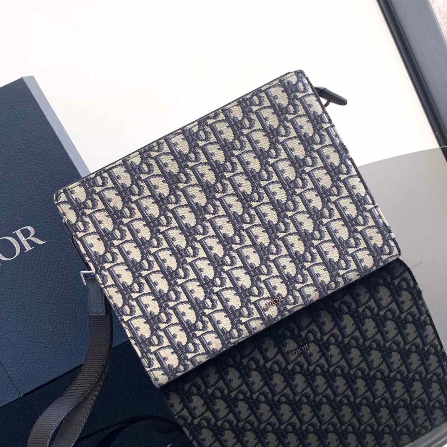 Dior A5 Triangle Pouch - DopestKickz