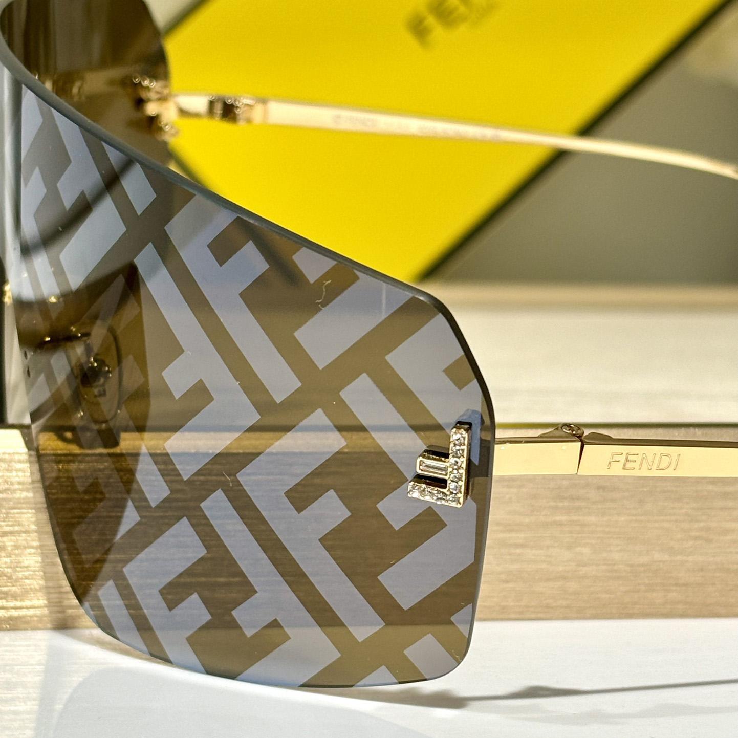 Fendi First Crystal Sunglasses    FE4121U - DopestKickz