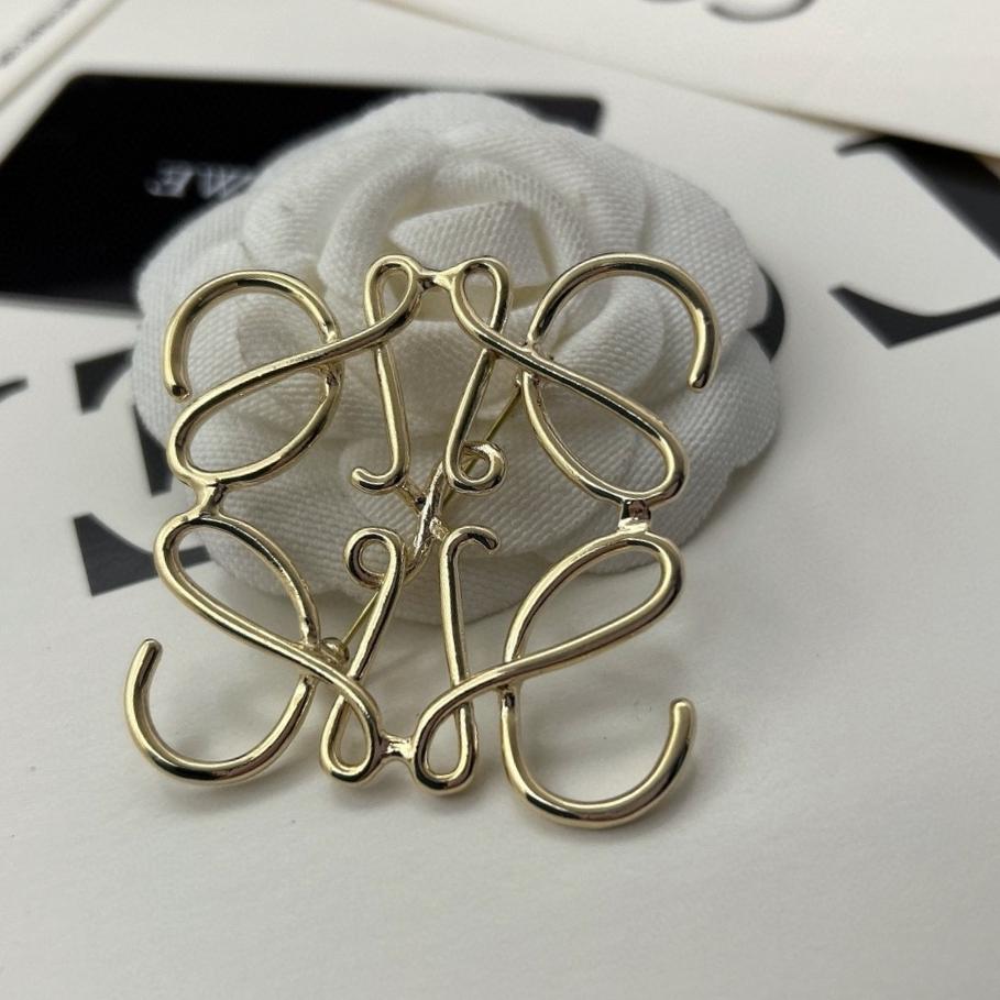 Loewe Anagram Brooch - DopestKickz