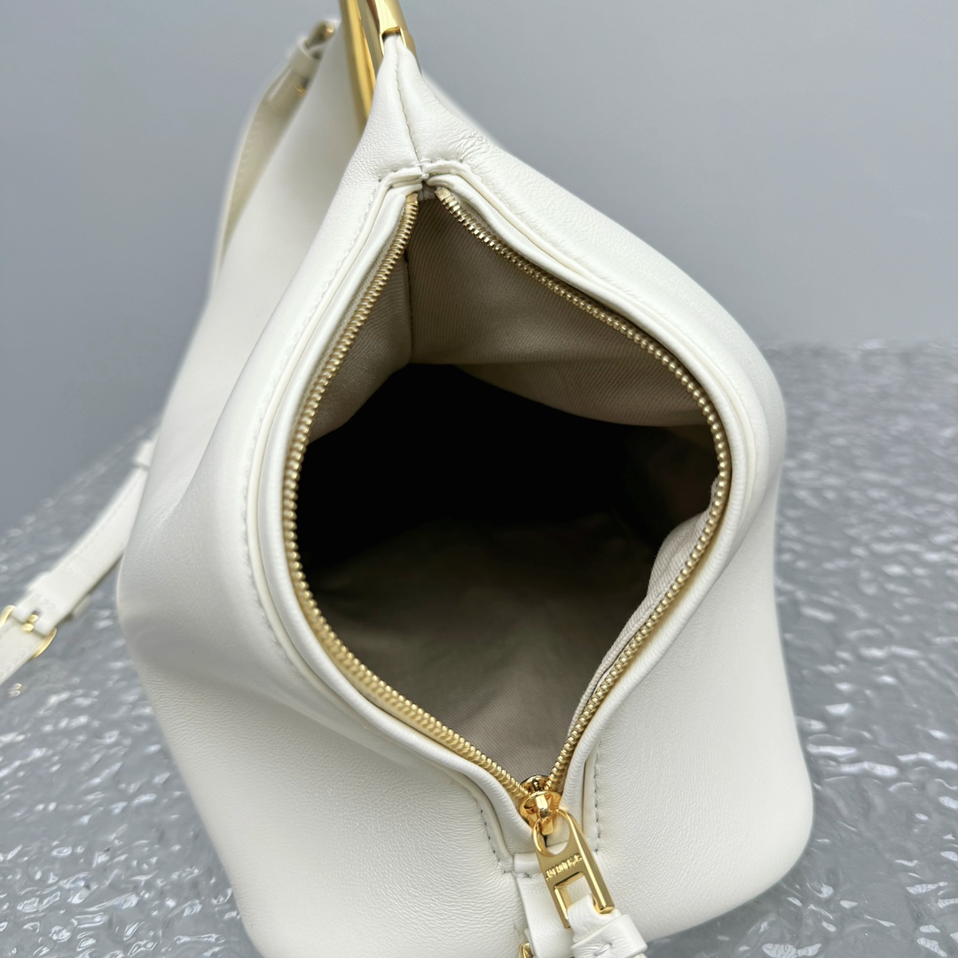 Jacquemus Le Calino Ring Handbag - DopestKickz