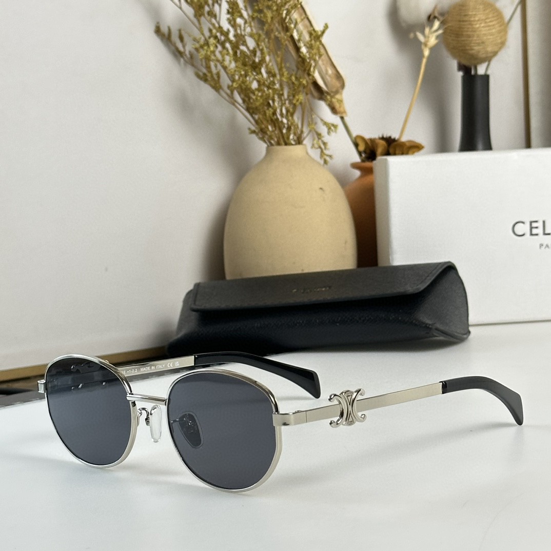 Celine CL40069U Sunglasses  - DopestKickz