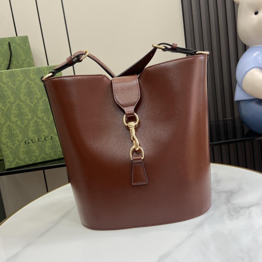 Gucci Medium Bucket Shoulder Bag - DopestKickz