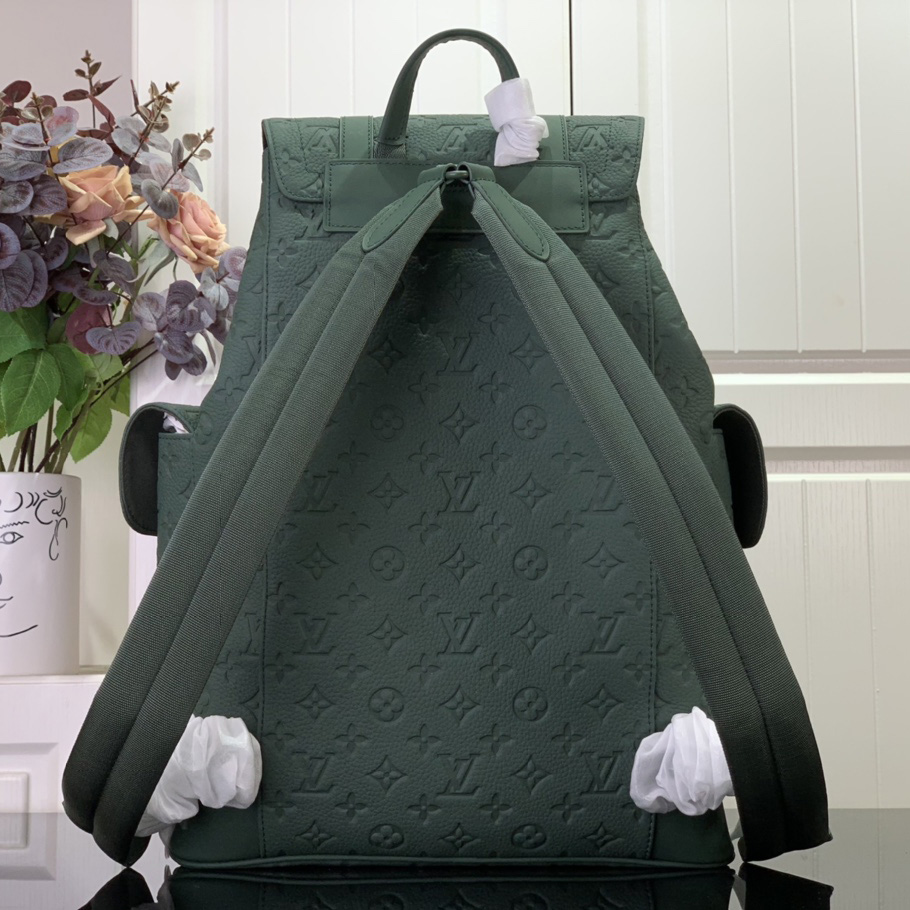 Louis Vuitton Christopher MM  M24428 - DopestKickz