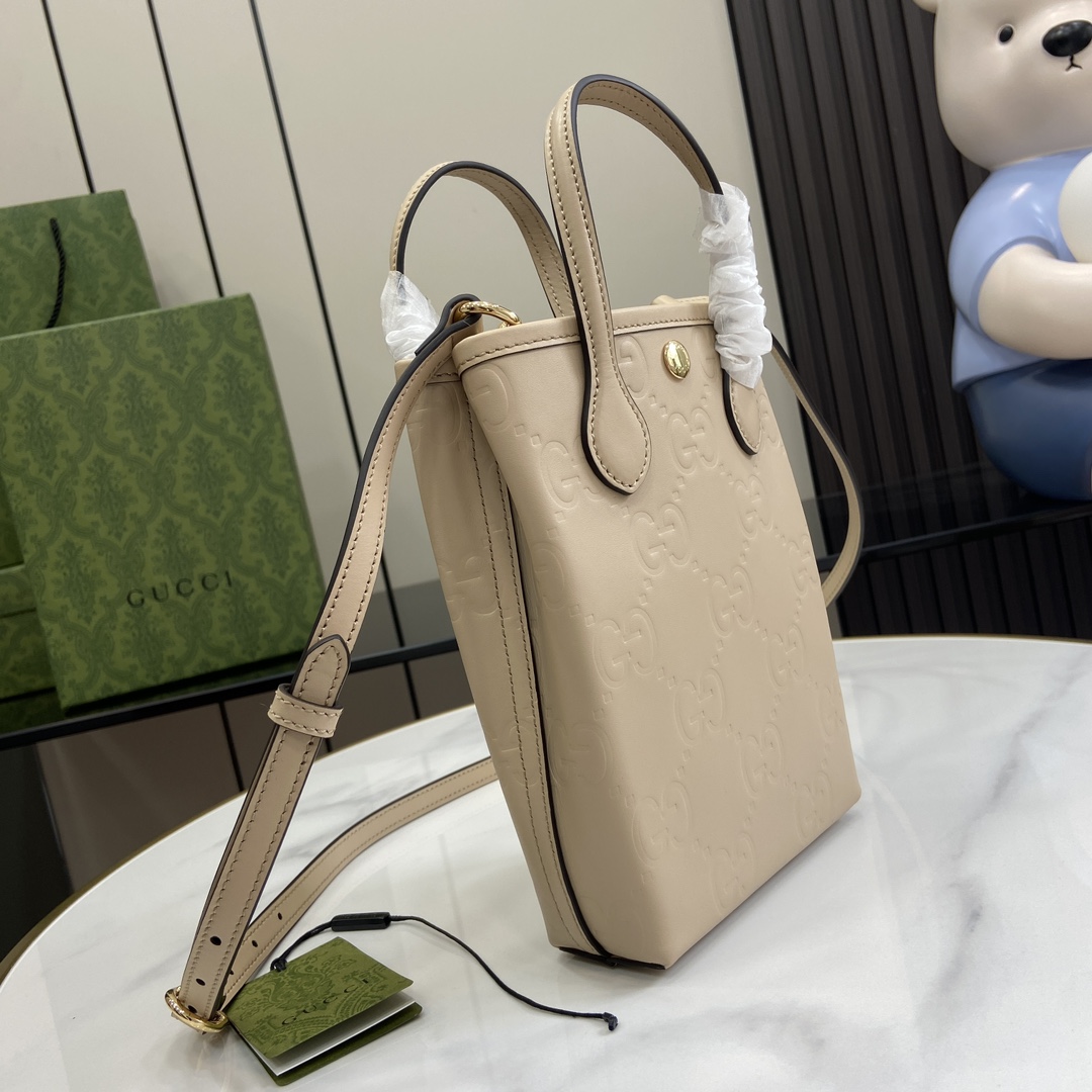 Gucci GG Super Mini Bag With Strap - DopestKickz