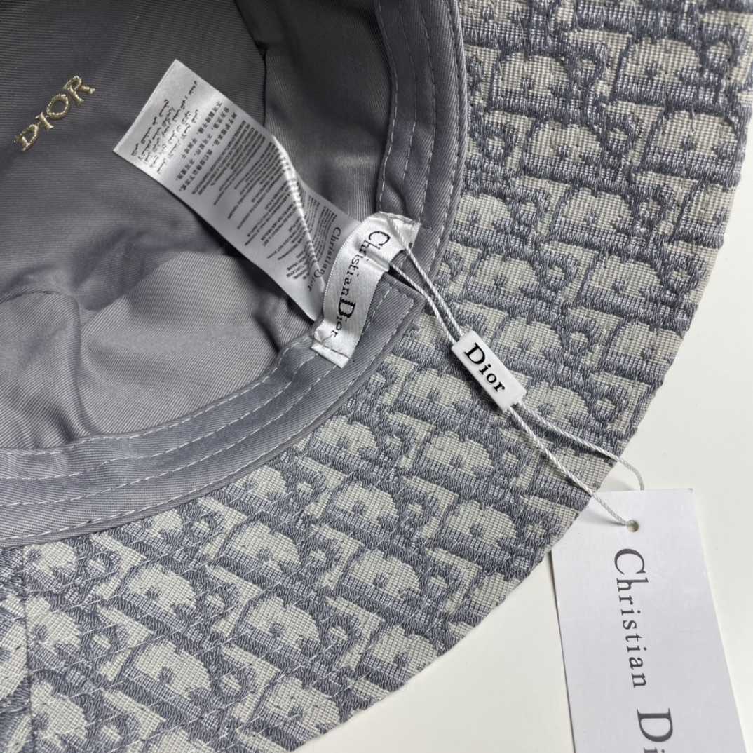 Dior Oblique Bucket Hat - DopestKickz
