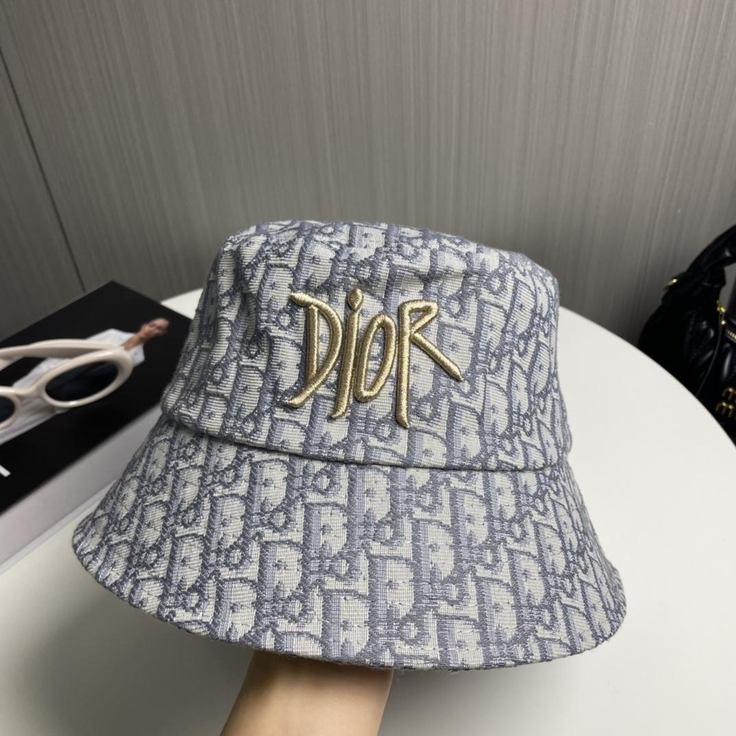 Dior Oblique Bucket Hat - DopestKickz