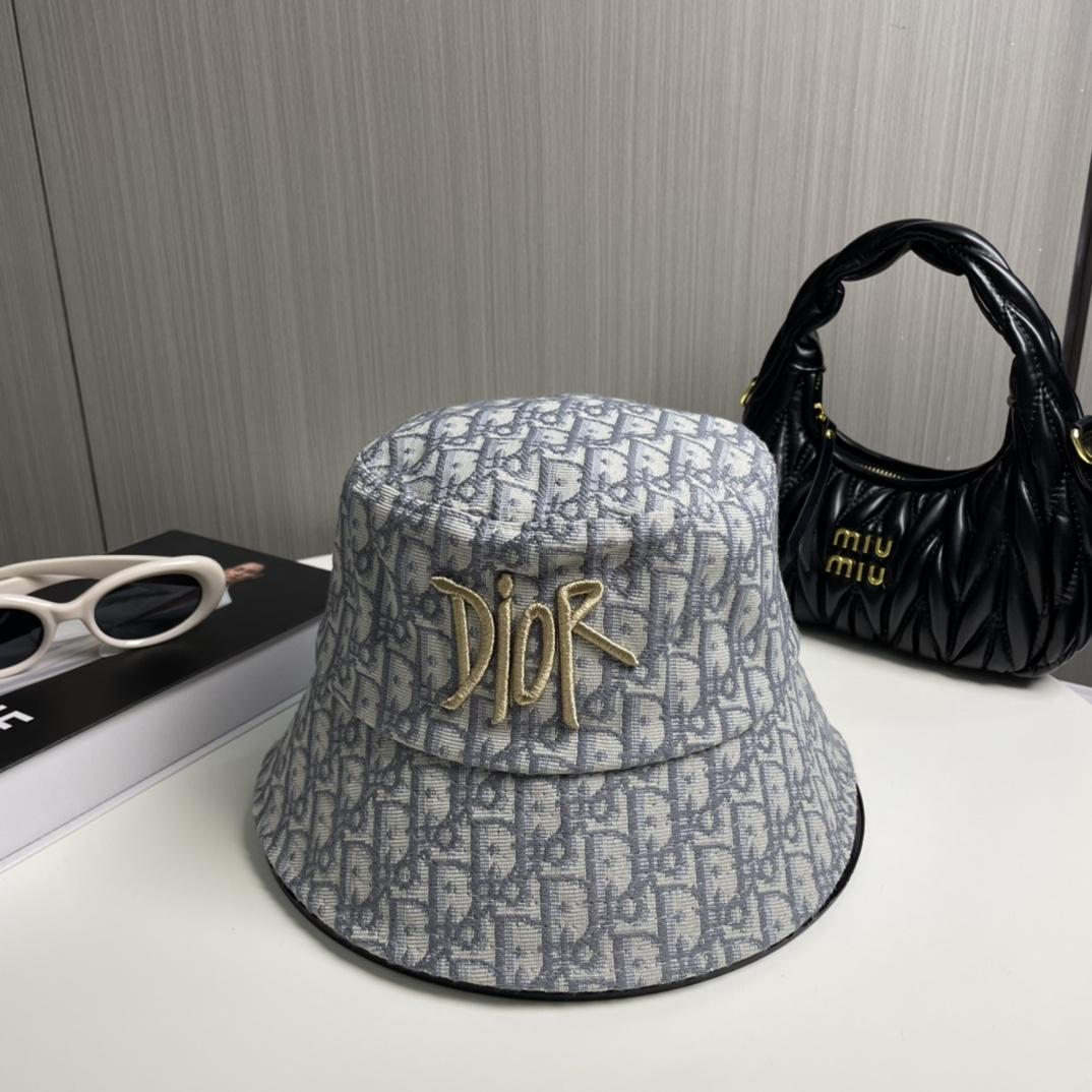 Dior Oblique Bucket Hat - DopestKickz