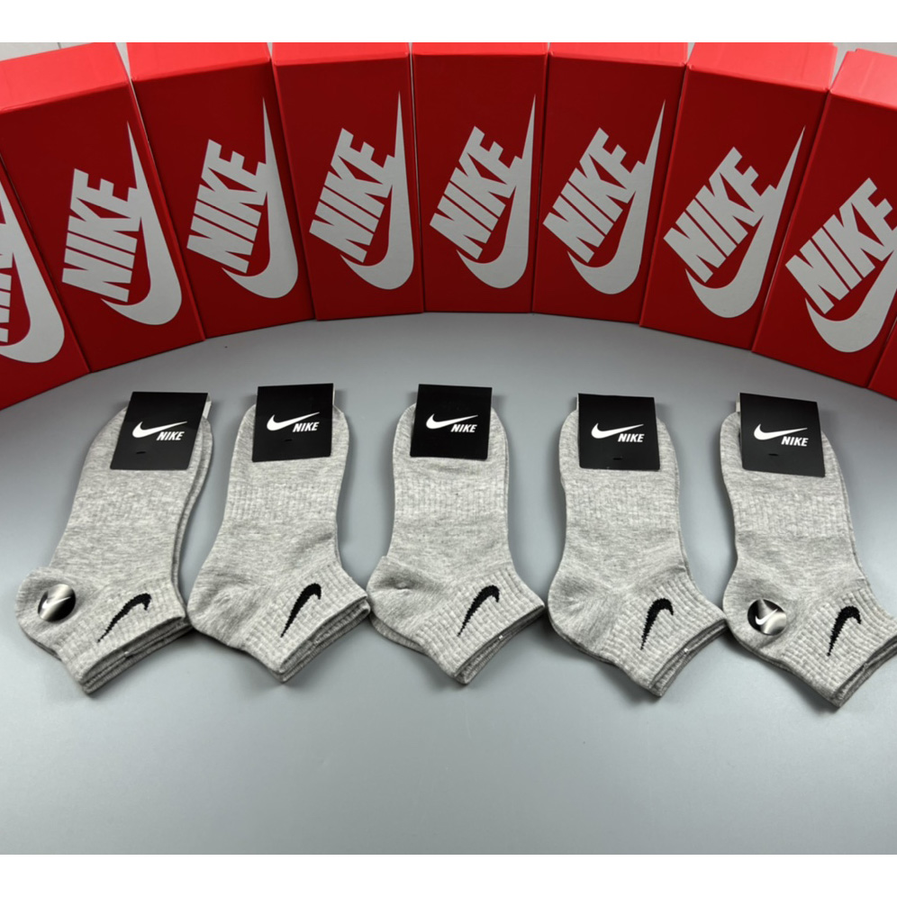 Nike Socks /Box - DopestKickz