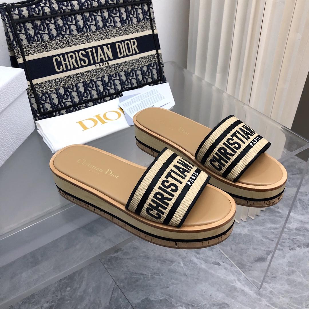 Dior Dioriviera Dway Platform Slide - DopestKickz