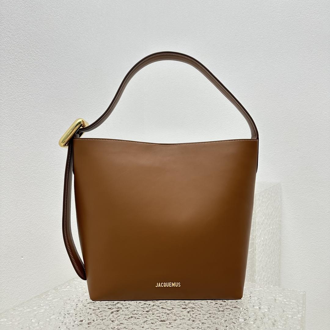 Jacquemus Le Regalo Leather Bucket Bag (30x33x14cm) - DopestKickz