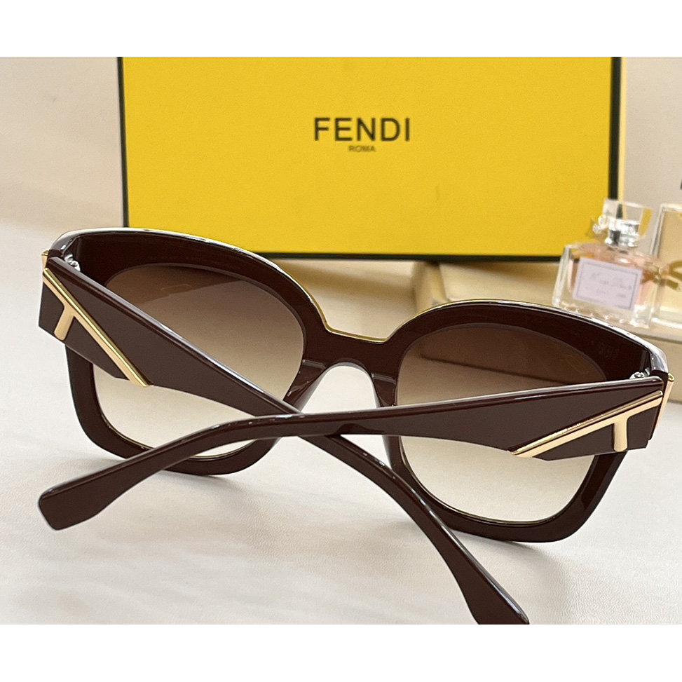Fendi FE40098I Sunglasses - DopestKickz