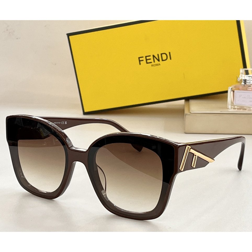 Fendi FE40098I Sunglasses - DopestKickz