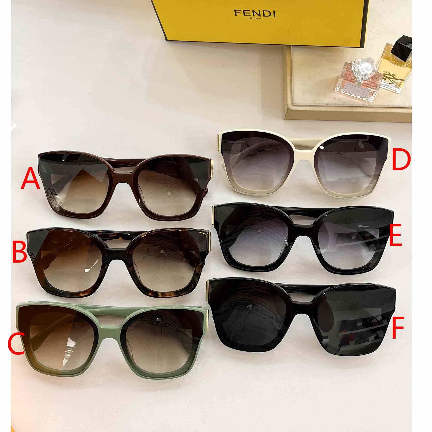 Fendi FE40098I Sunglasses - DopestKickz