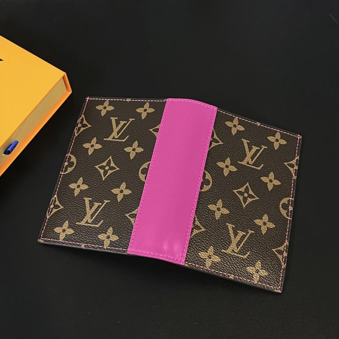 Louis Vuitton Passport Cover   M82866 - DopestKickz