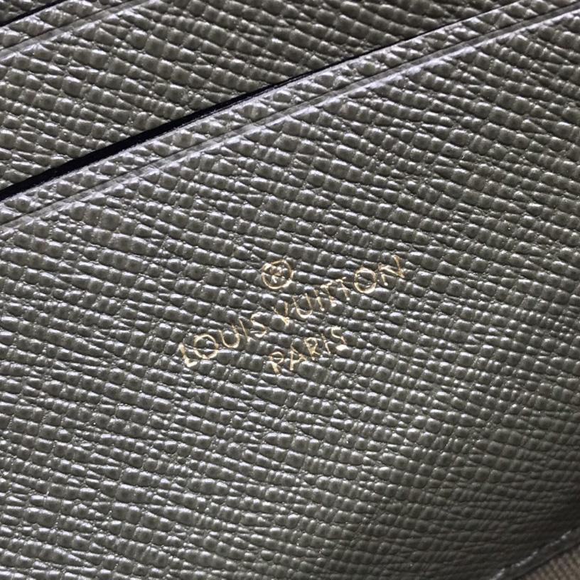 Louis Vuitton Monogram Mini Felicie Multi Bag （ 17-9.5-6.5 cm）  M80091 - DopestKickz
