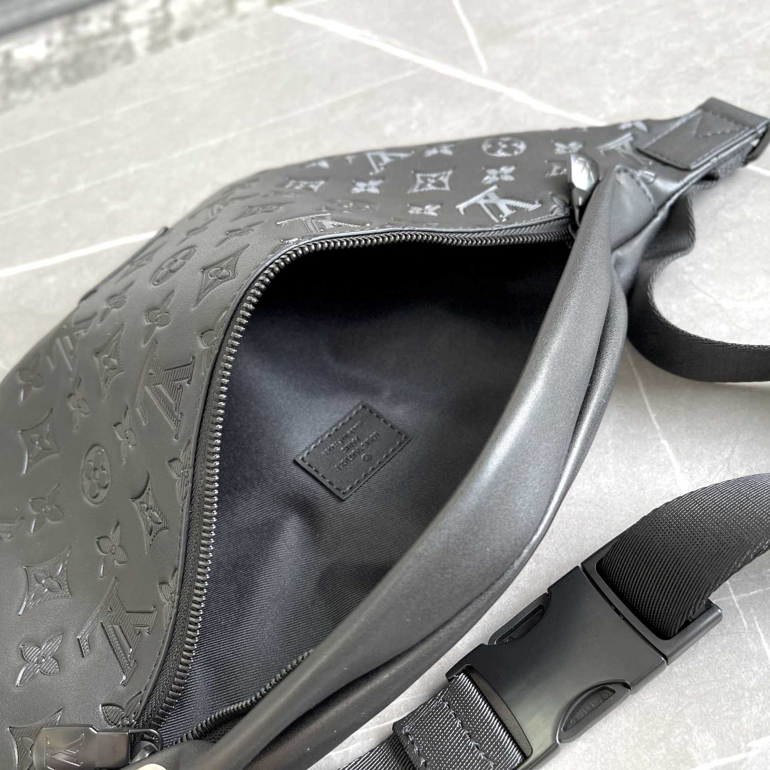 Louis Vuitton Discovery Bumbag  M44388   47-20-9cm - DopestKickz