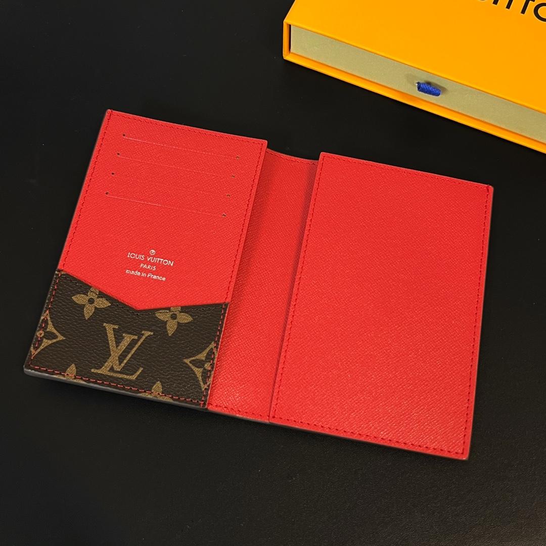 Louis Vuitton Passport Cover   M82862 - DopestKickz