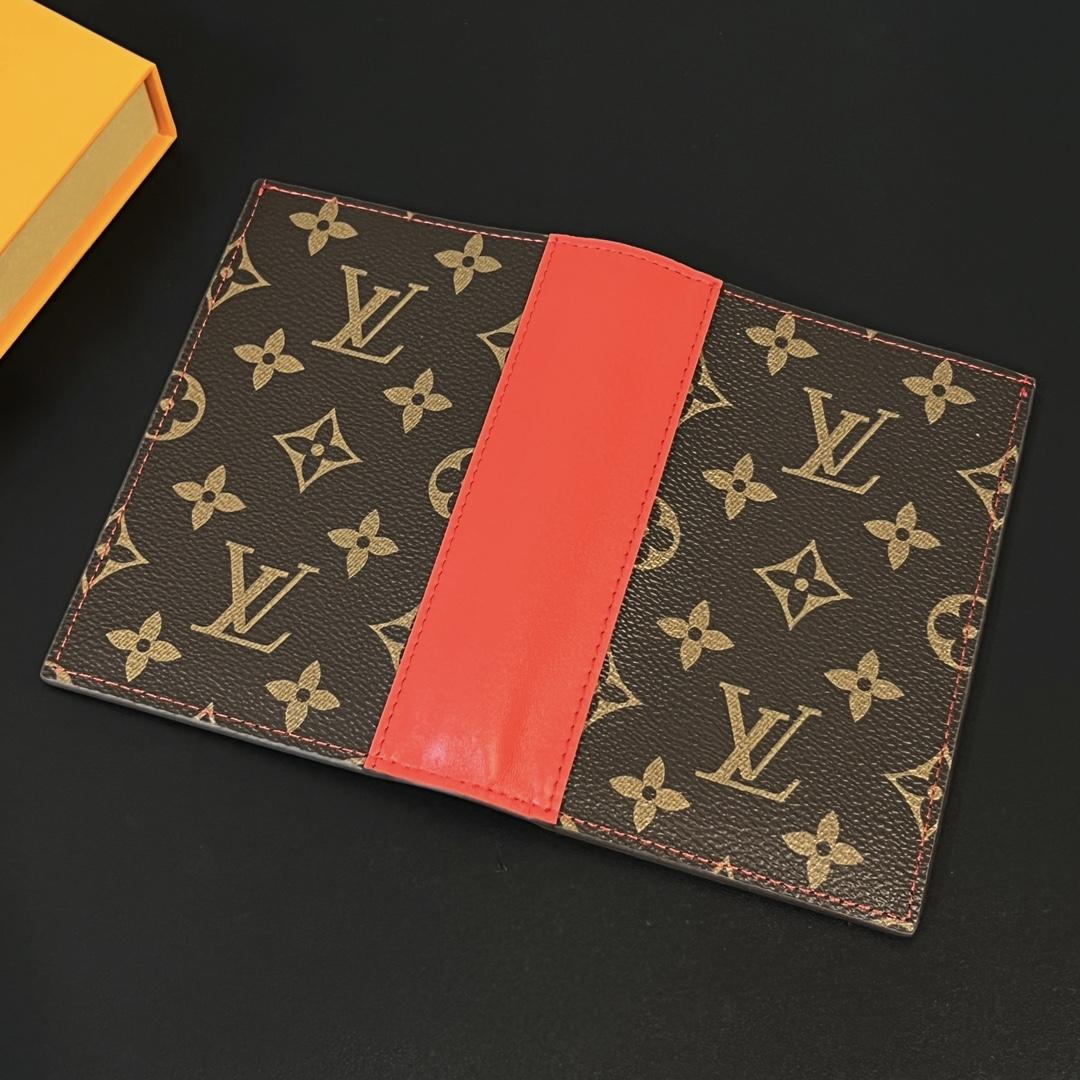 Louis Vuitton Passport Cover   M82862 - DopestKickz