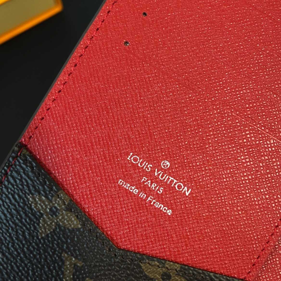Louis Vuitton Passport Cover   M82862 - DopestKickz