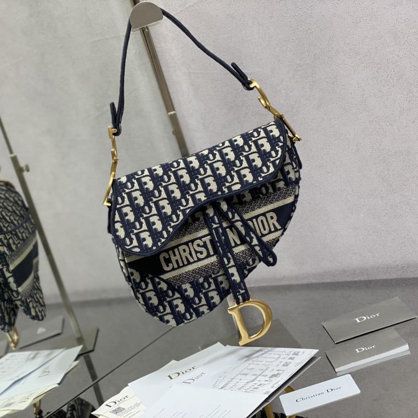 Dior Oblique Saddle Bag   25cm - DopestKickz