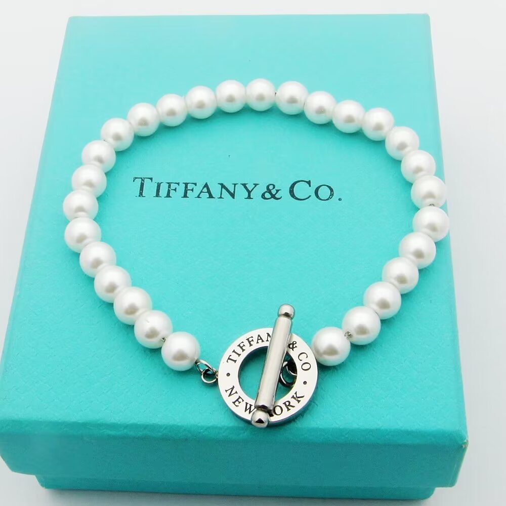 Tiffany & Co. Freshwater Pearl Toggle Bracelet - DopestKickz