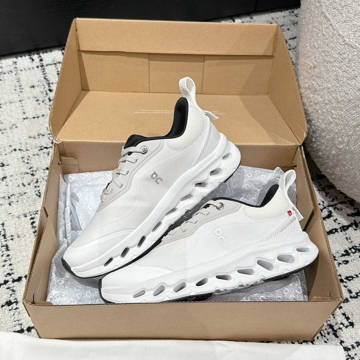 Loewe Cloudtilt 2.0 Sneaker - DopestKickz