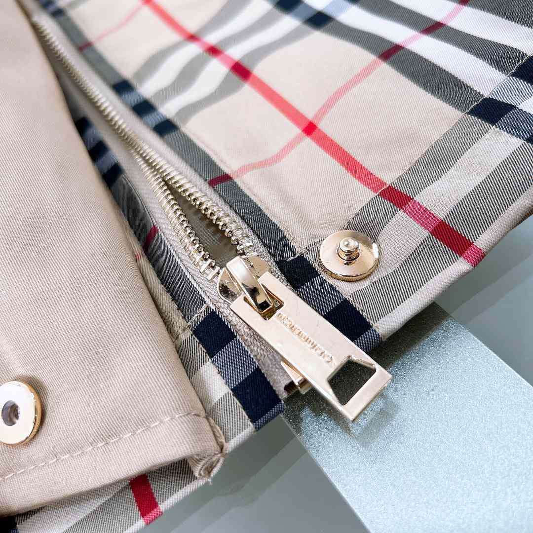 Burberry Kid's Jacket - DopestKickz