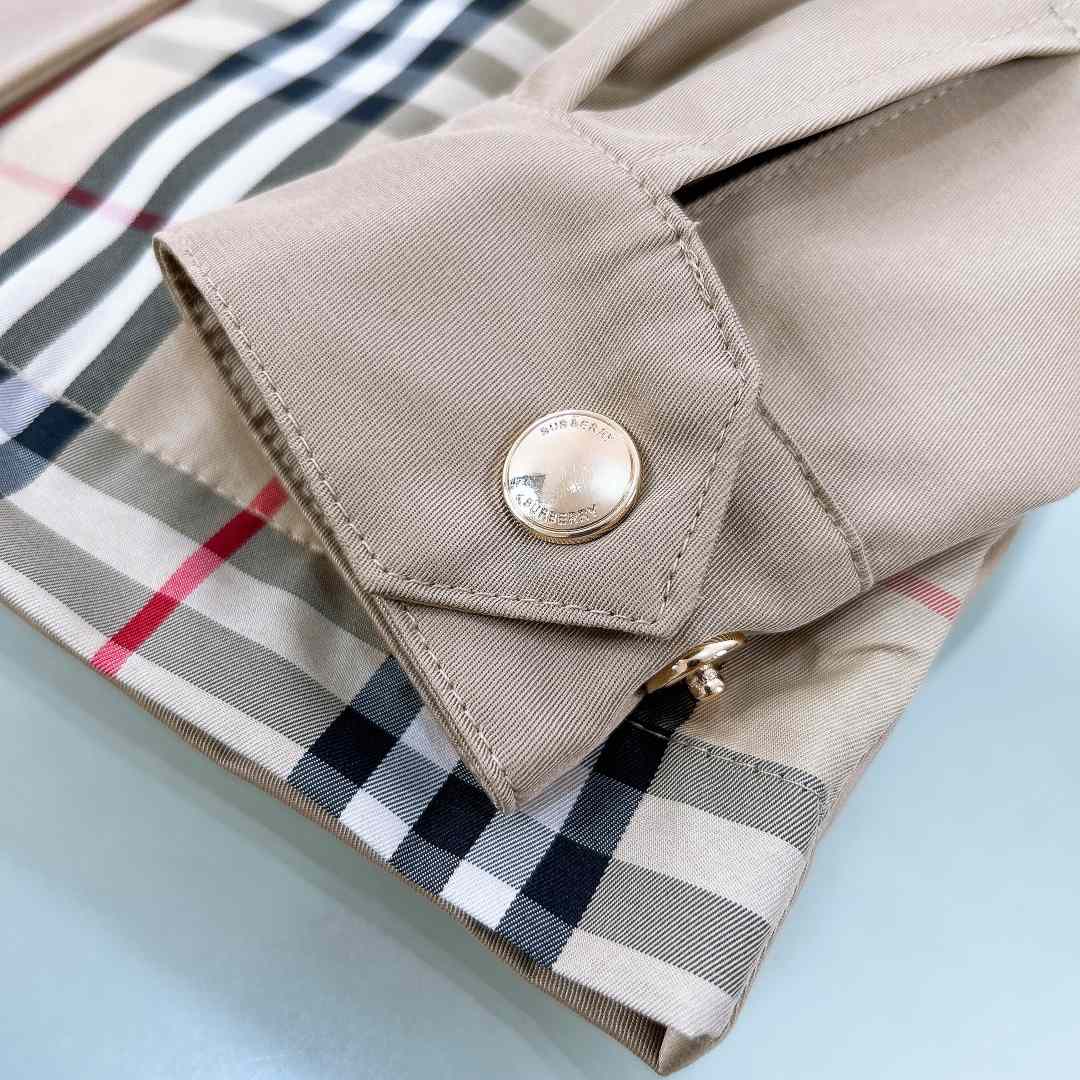 Burberry Kid's Jacket - DopestKickz