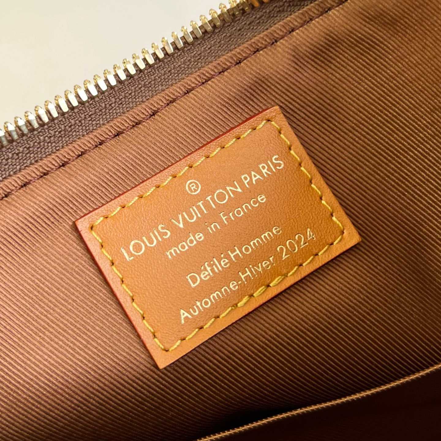 Louis Vuitton Pochette Accessoire XL   M11623 - DopestKickz