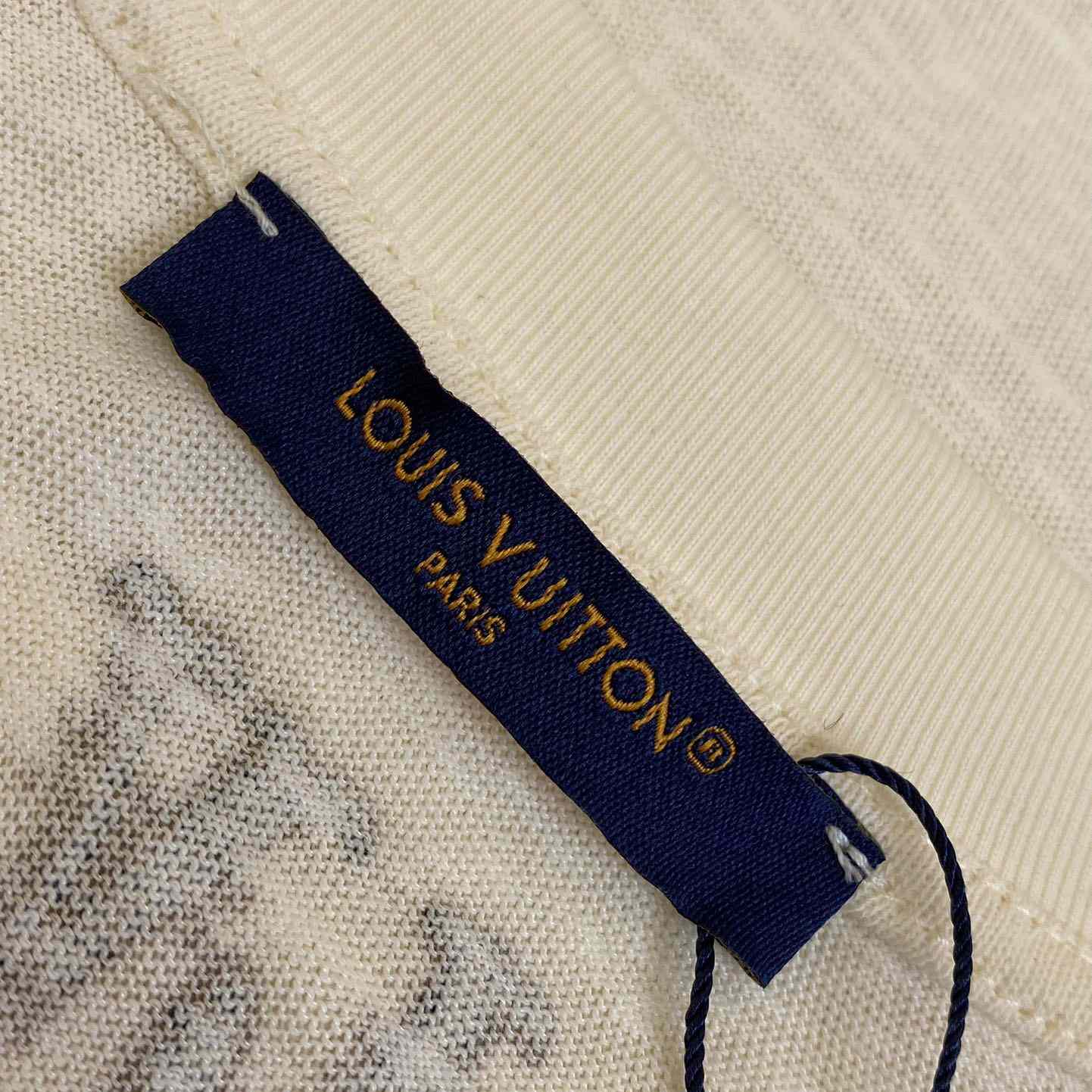 Louis Vuitton Graphic Cotton And Linen-Blend T-Shirt   1AFWUT - DopestKickz