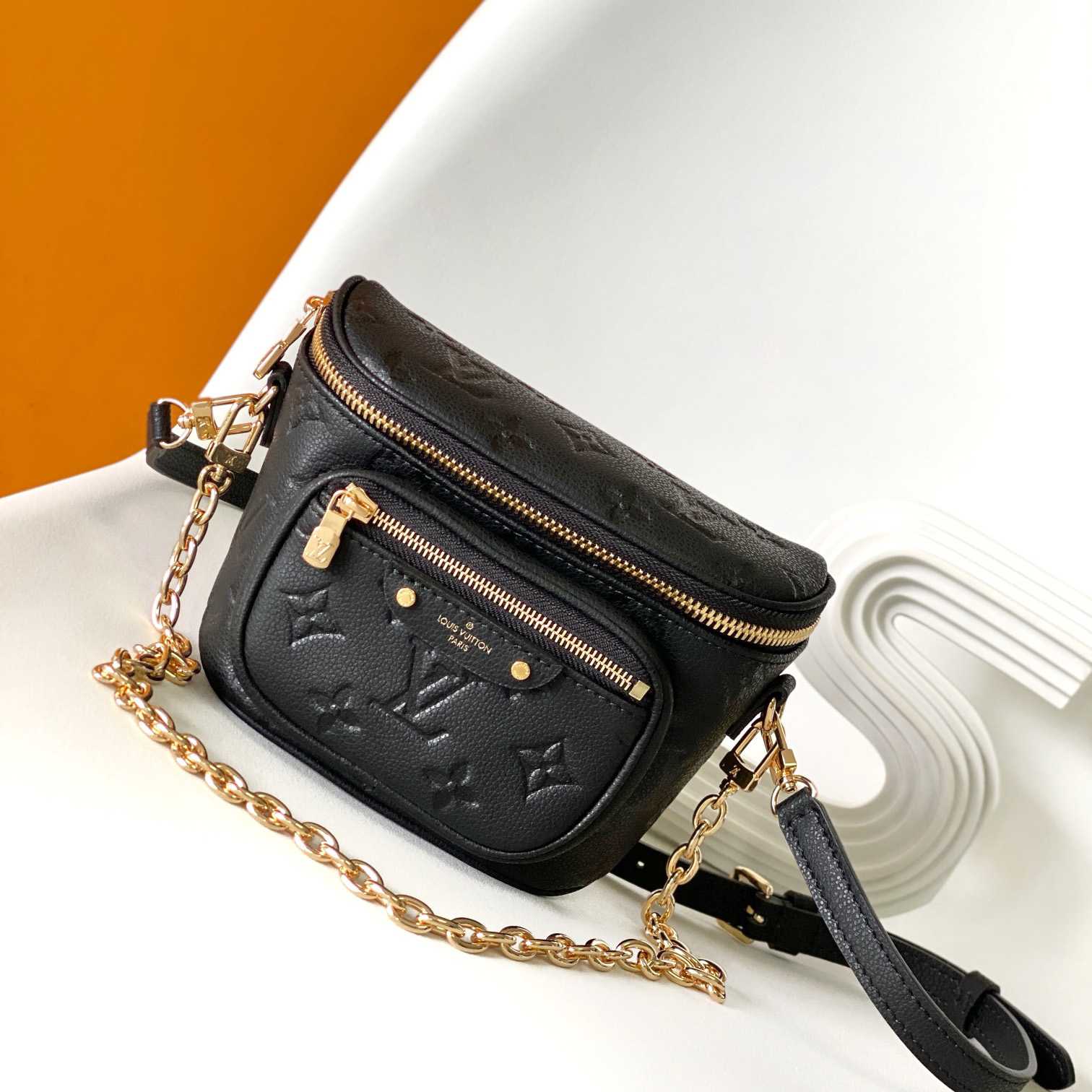 Louis Vuitton Mini Bumbag  M46917 - DopestKickz